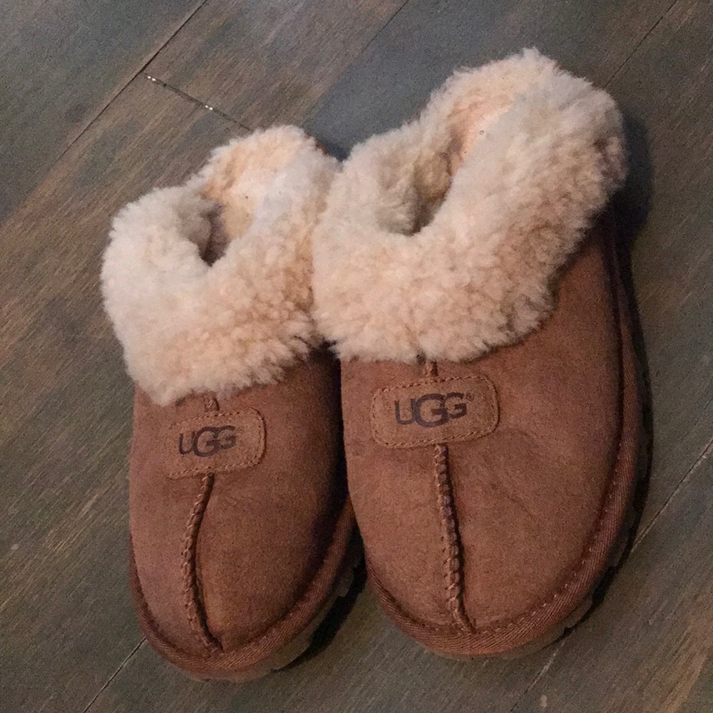 Men’s UGG slippers